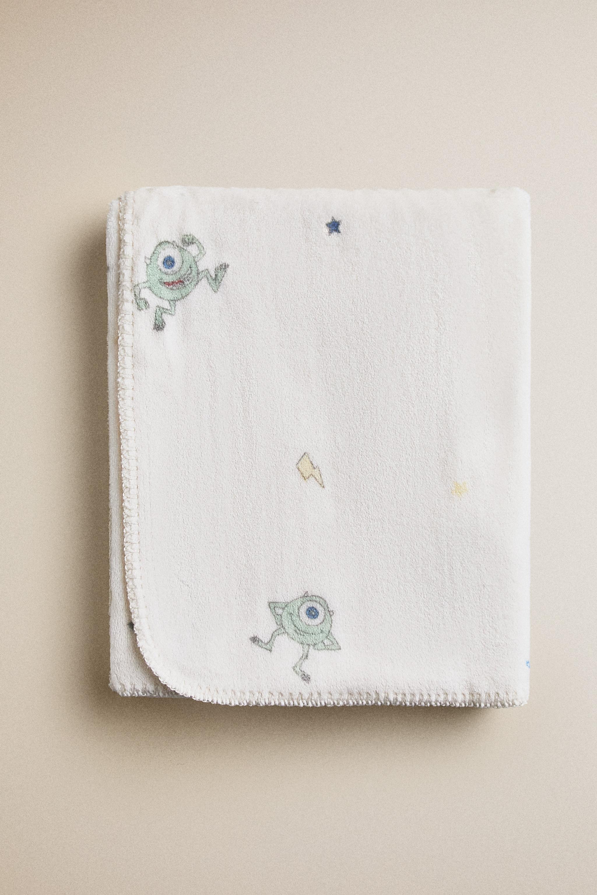 KIDS’ MONSTERS, INC. ©DISNEY/PIXAR BLANKET